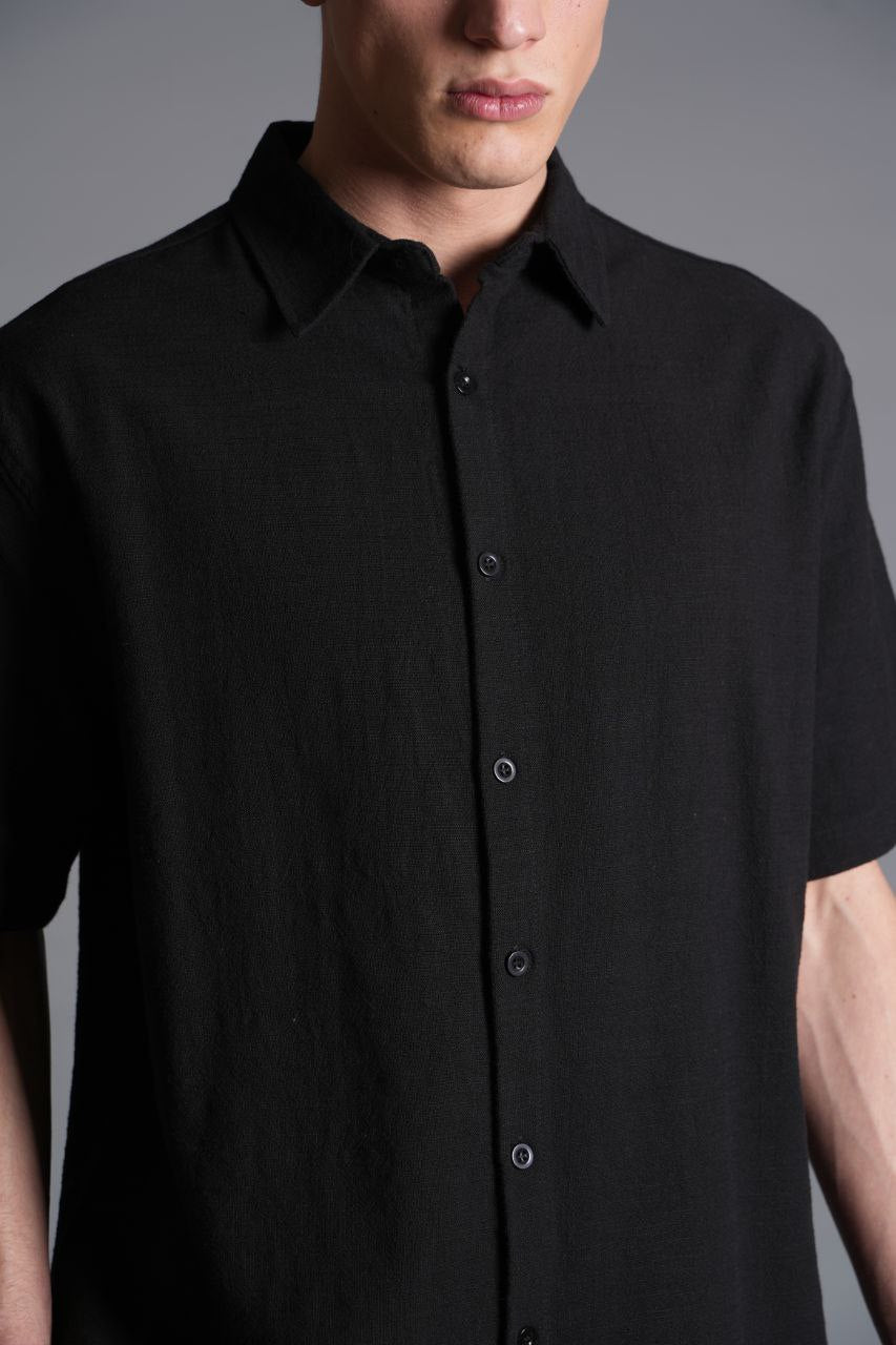 Yaka Garnili Nakışlı Keten Gömlek - Pamuklu Yumuşak Dokusu ile Rahat Şıklık - Siyah