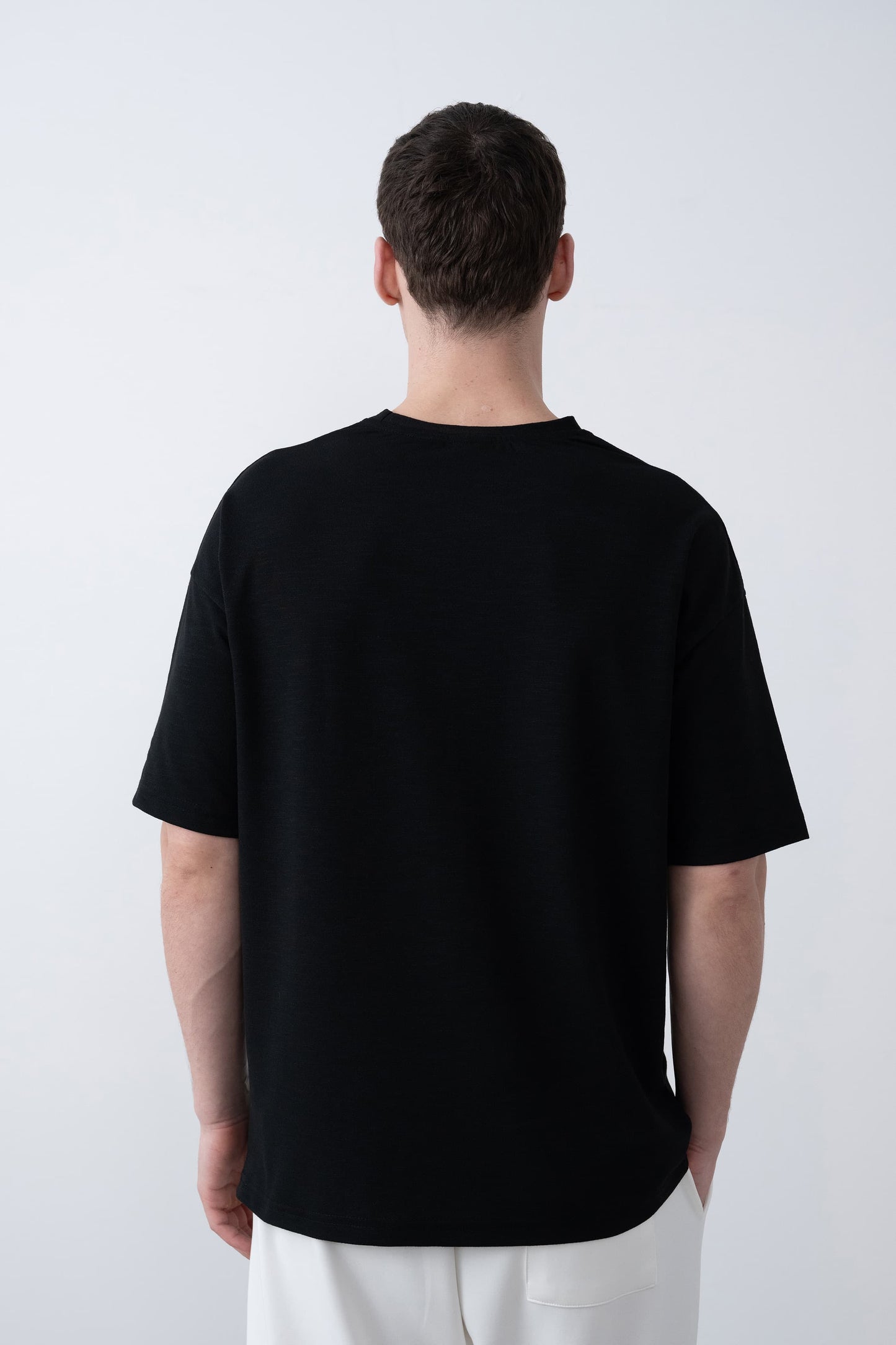 Au Marché Noír Yazılı Oversize T-shirt - Polyester Konfor ve Modern Tasarım Siyah