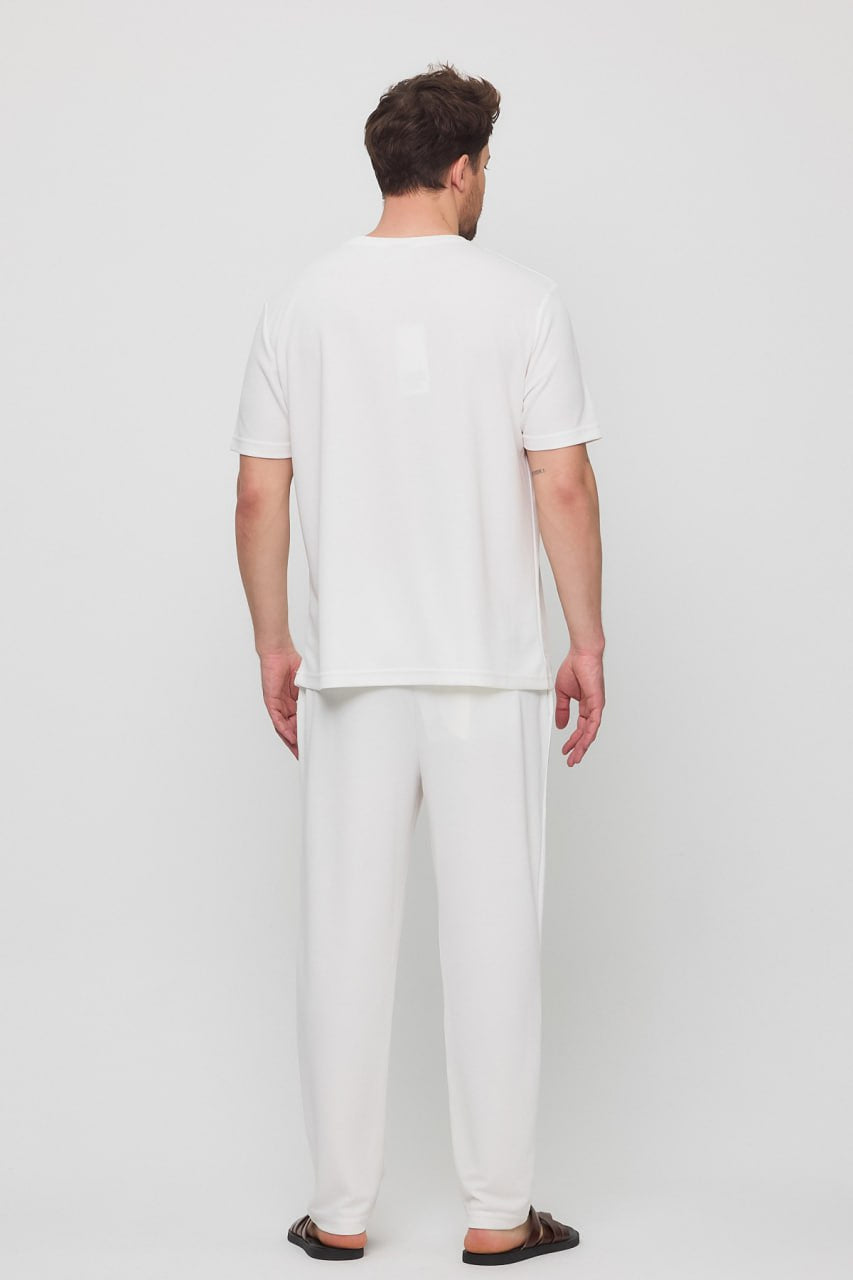 Bisiklet Yaka Oversize Modal Kumaş T-shirt - Konfor ve Şıklık - Ekru